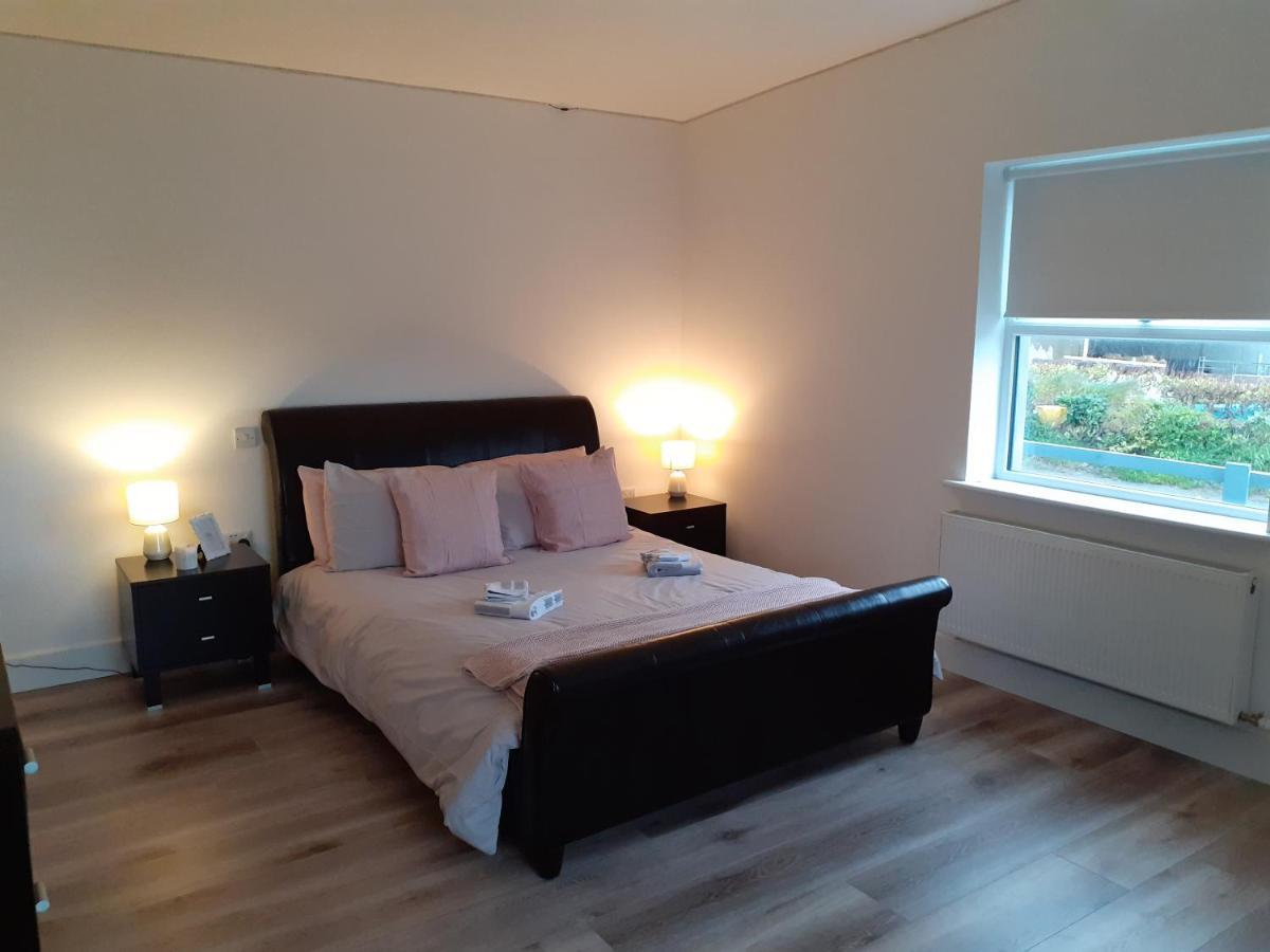 An Sean Teach Self Catering Apartment Fodry Luaran gambar